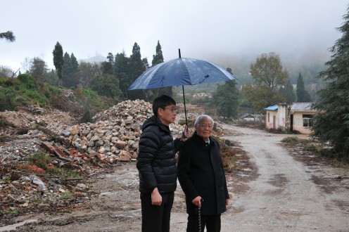 国医大师张震回访云锡马矿  感言当年为矿工服务很幸福