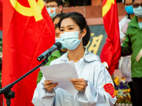这个季节因你而美丽