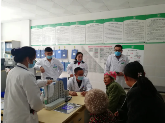 癌症防治 共同行动：红河州肿瘤医院开展肿瘤防治宣传系列活动