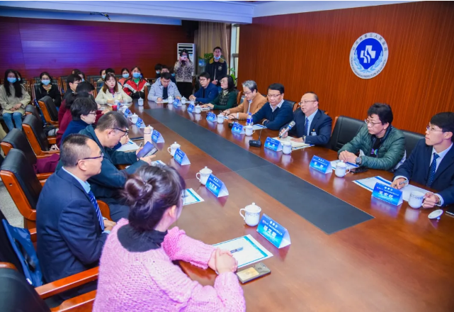 云南省滇南肿瘤学大会分会场学术会报道两篇