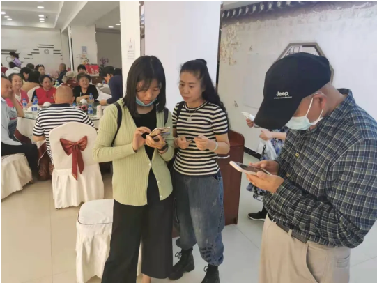 红河州第三人民医院学习宣传 离退休干部先进集体和个人事迹