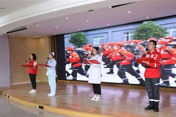 【活力卫健】红河州第三人民医院：以火热的青春 点亮和高擎南丁格尔的生命之灯