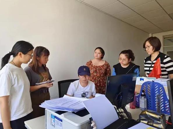 【担当卫健】红河州癌症中心对州内各县市肿瘤登记工作进行督导检查
